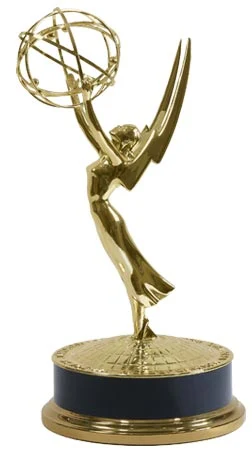 Emmy - Material y articulo de ElBazarDelEspectaculo blogspot com.jpg